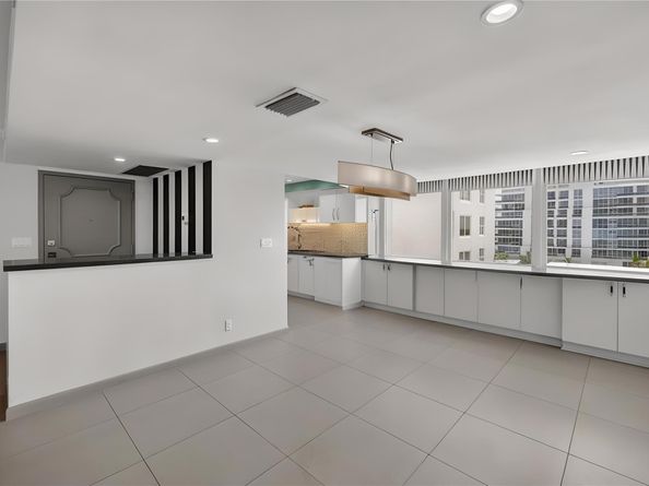 777 Bayshore Dr 701, Fort Lauderdale FL 33304