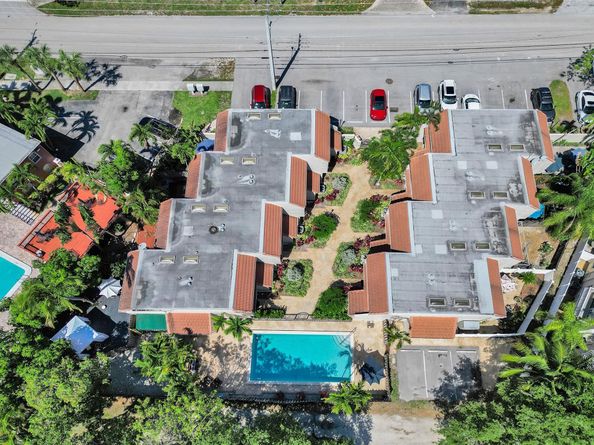 1415 S Miami Rd B, Fort Lauderdale FL 33316
