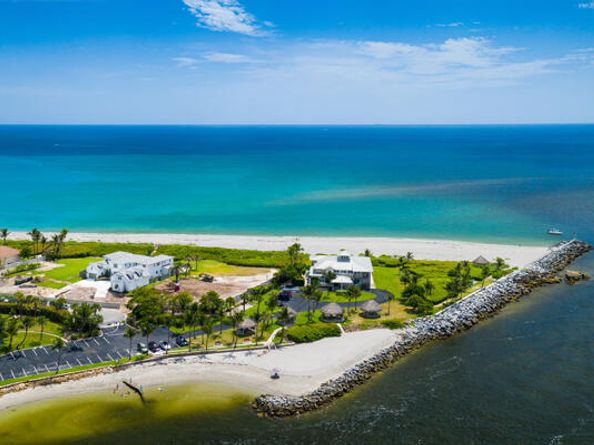 601 Seafarer Circle 504, Jupiter FL 33477