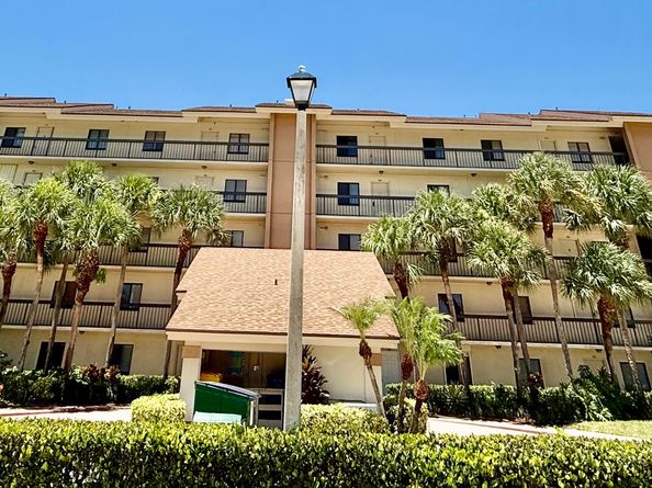 601 Seafarer Circle 504, Jupiter FL 33477