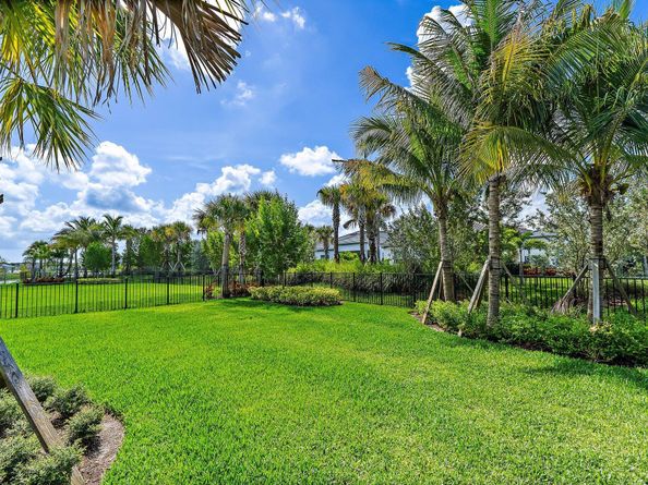 12408 Banner Court, Palm Beach Gardens FL 33412