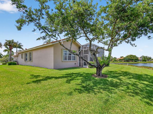 8901 Agliana Circle, Boynton Beach FL 33472