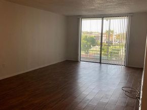 1800 SW 81st Ave 1304, North Lauderdale FL 33068