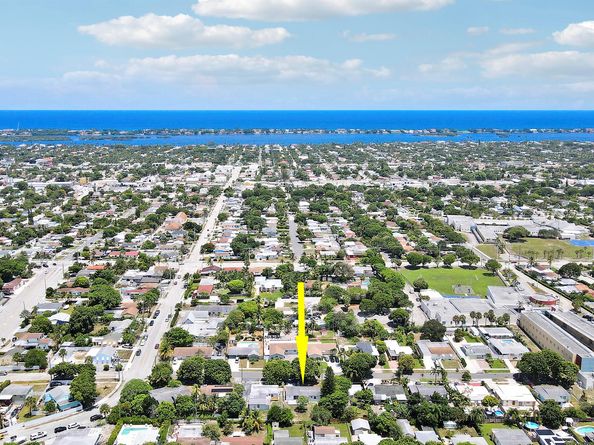 5519 Columbus Road, West Palm Beach FL 33405