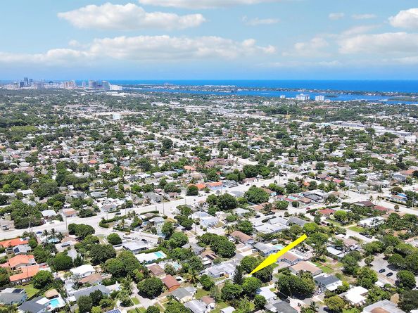 5519 Columbus Road, West Palm Beach FL 33405
