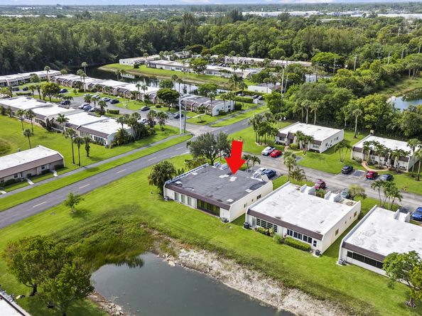 101 Lake Susan Drive, West Palm Beach FL 33411