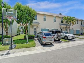 4046 Long Leaf Lane, Hollywood FL 33021