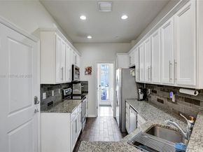 4046 Long Leaf Lane, Hollywood FL 33021