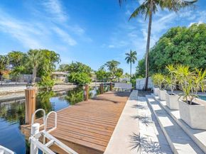 1771 NE 35th Street, Oakland Park FL 33334