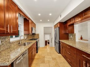 1771 NE 35th Street, Oakland Park FL 33334