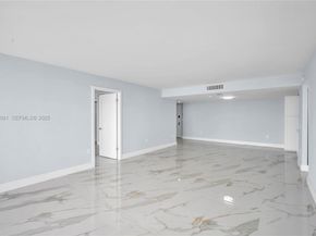 5600 N Flagler Drive 304, West Palm Beach FL 33407