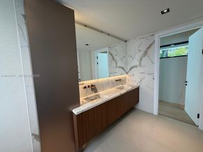 125 SW 29th Road, Miami FL 33129