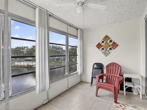 9330 Lagoon Place 307, Davie FL 33324