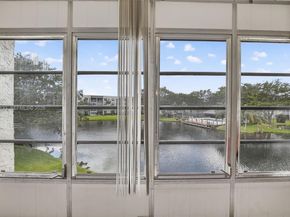 9330 Lagoon Place 307, Davie FL 33324
