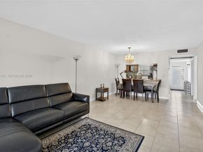 9330 Lagoon Place 307, Davie FL 33324