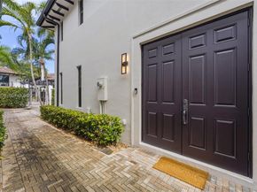 3036 Mcdonald Street, Miami FL 33133
