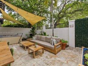 3036 Mcdonald Street, Miami FL 33133