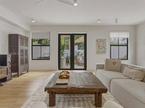 3036 Mcdonald Street, Miami FL 33133