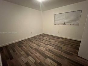 1560 NE 151st Street 102, Miami FL 33162