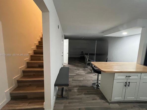 1560 NE 151st Street 102, Miami FL 33162