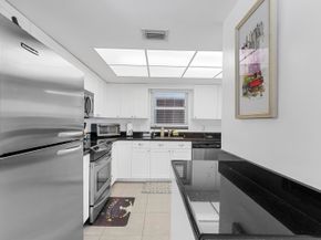 1212 SE 2nd Court 303, Fort Lauderdale FL 33301