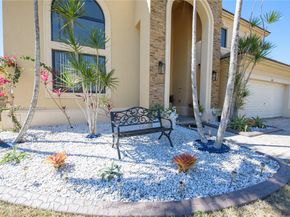 972 NE 36th Avenue, Homestead FL 33033
