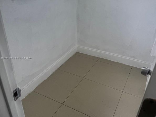 6220 Dawson Street, Hollywood FL 33023