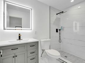 5840 SW 14th Street, Plantation FL 33317