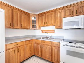 5624 S 37th Court, Greenacres FL 33463