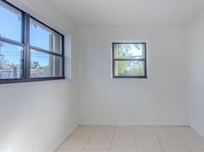 5624 S 37th Court, Greenacres FL 33463