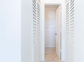 5624 S 37th Court, Greenacres FL 33463