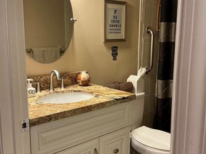 Undisclosed Address #FX-10542068, Boca Raton FL 33433