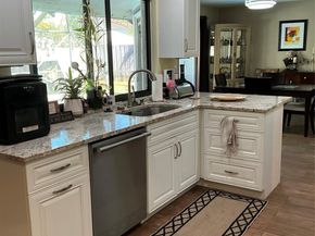 Undisclosed Address #FX-10542068, Boca Raton FL 33433