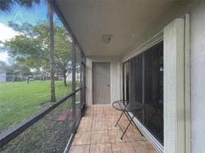 16240 Laurel Drive 101, Weston FL 33326
