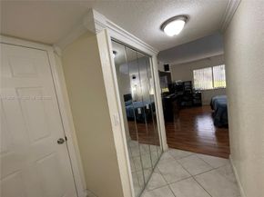 16240 Laurel Drive 101, Weston FL 33326