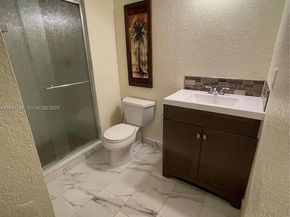 16240 Laurel Drive 101, Weston FL 33326