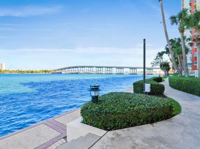 2640 Lake Shore Drive 1508, Riviera Beach FL 33404