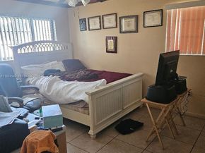 18755 NW 62nd Avenue 101, Hialeah FL 33015