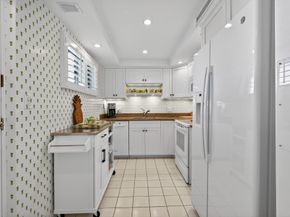 227 Australian Avenue 2c, Palm Beach FL 33480