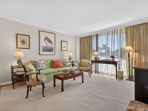 227 Australian Avenue 2c, Palm Beach FL 33480