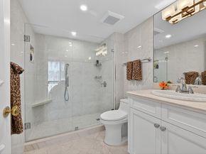 227 Australian Avenue 2c, Palm Beach FL 33480