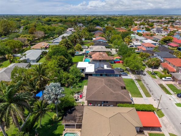 14762 SW 143rd Terrace, Miami FL 33196