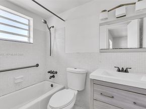 714 NE 10th Street 307, Hallandale Beach FL 33009