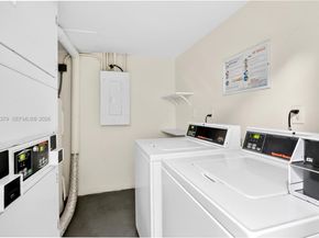 410 SE 2nd Street 114, Hallandale Beach FL 33009