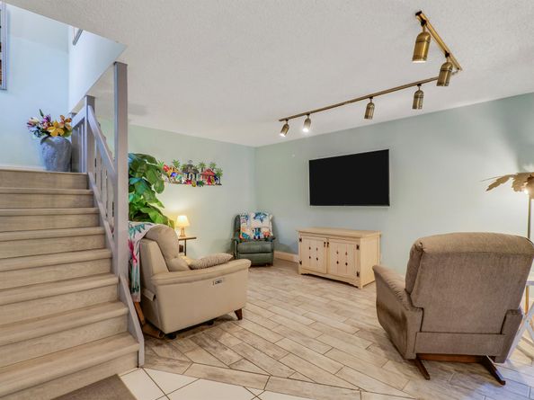 128 Sherwood Circle 13b, Jupiter FL 33458