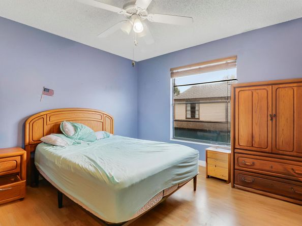 128 Sherwood Circle 13b, Jupiter FL 33458