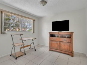 10718 SW 148th Ct, Miami FL 33196