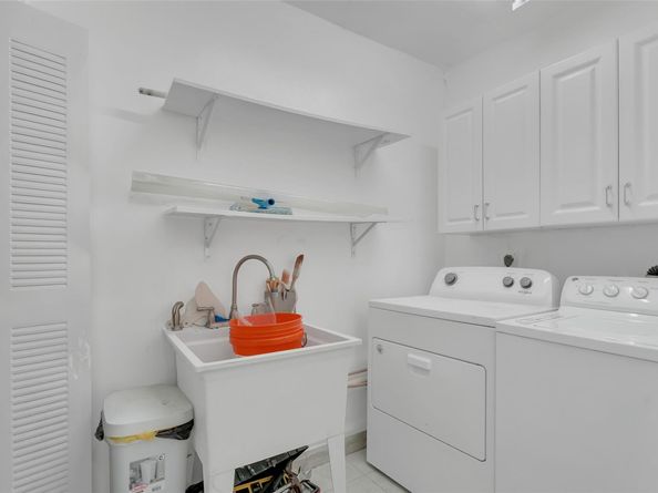 10718 SW 148th Ct, Miami FL 33196