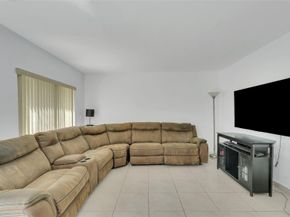 10718 SW 148th Ct, Miami FL 33196