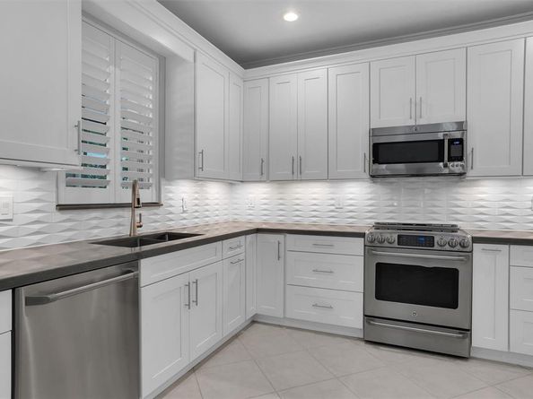 3706 Vista Way, Weston FL 33331
